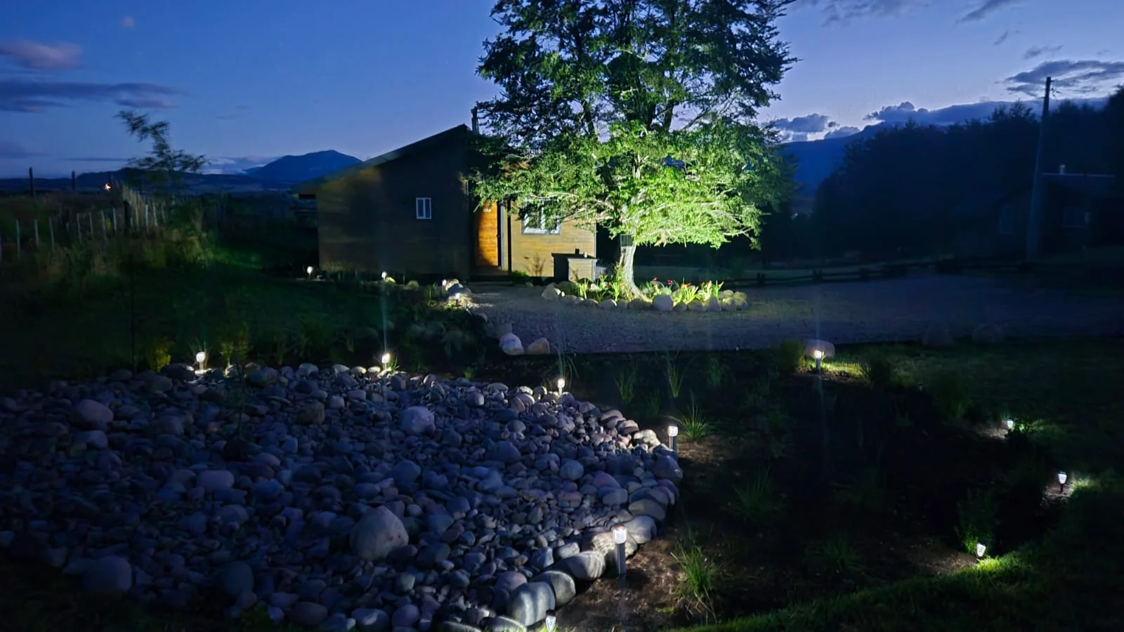The garden at dusk. Garden at Tinaja Bellavista Coyhaique.